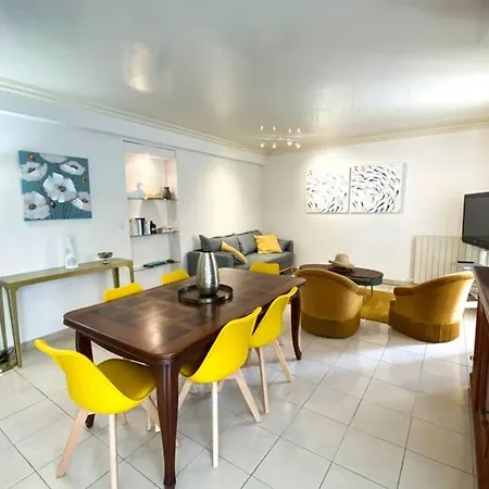 Au Calme 500 M Plages Et Port Santa Lucia *