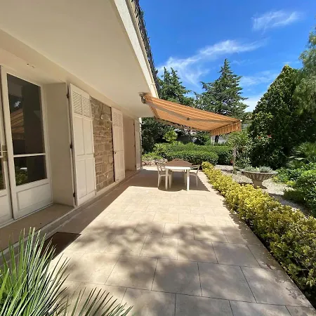 Au Calme 500 M Plages Et Port Santa Lucia Вилла *